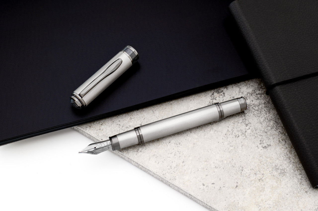 Penna stilografica Monteverde USA® Innova TI (titanio) in edizione numerata